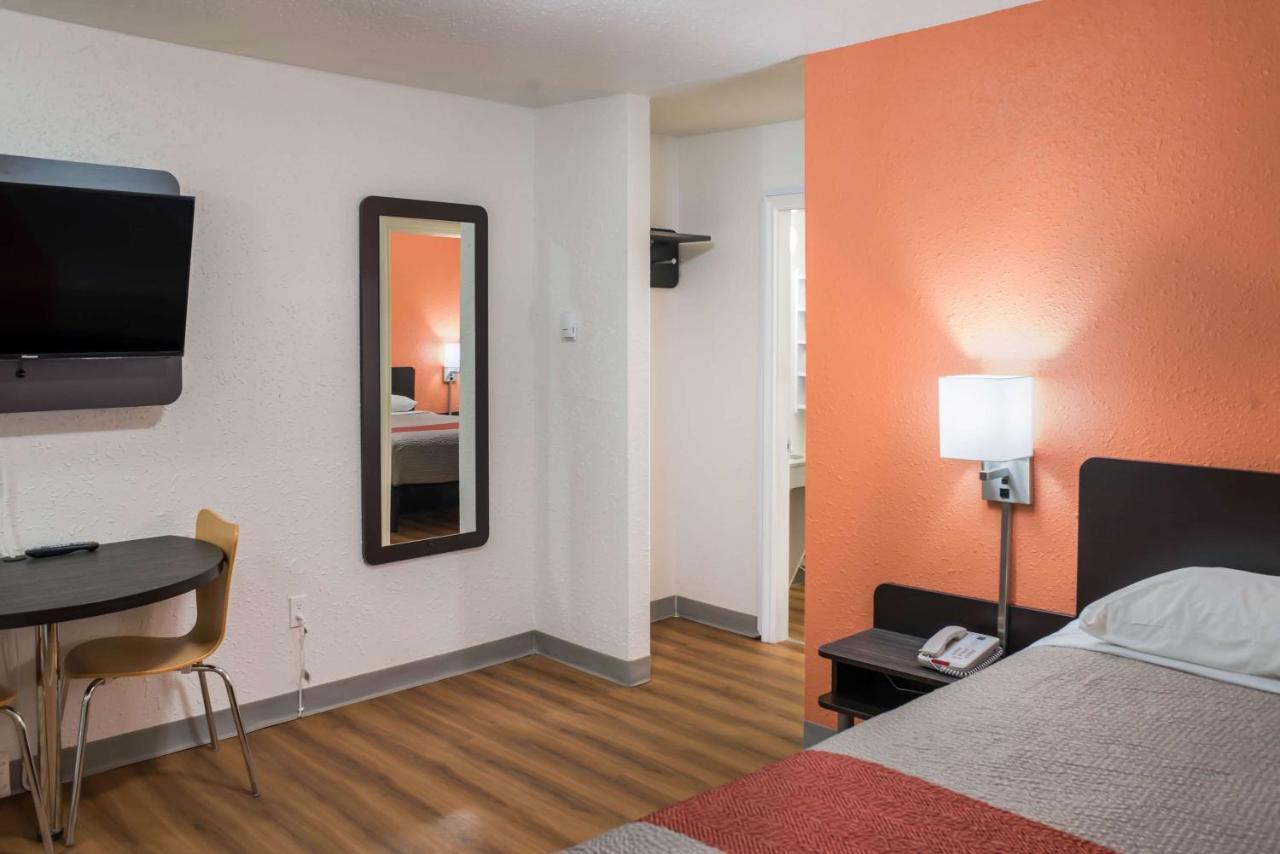 Motel 6-Fort St. John, Bc Luaran gambar